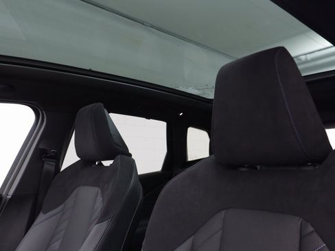 Certified 2025 BMW X3 M50 w/ Premium Package image 12