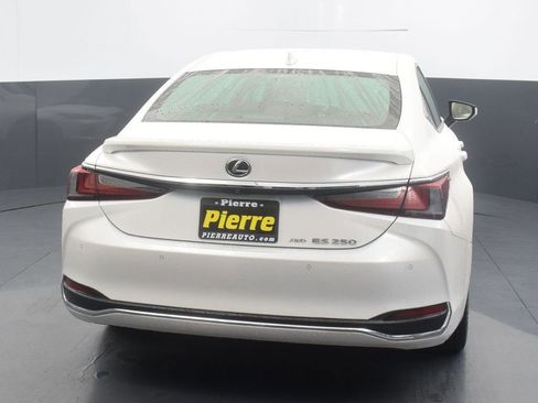 Used 2021 Lexus ES 250 w/ Premium Package image 7