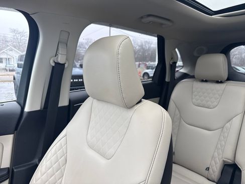 Used 2023 Ford Edge Titanium w/ Class II Trailer Tow Package image 46