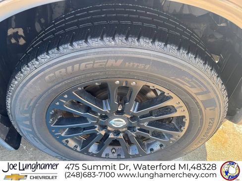 Used 2017 Nissan Titan Platinum Reserve RWD image 9