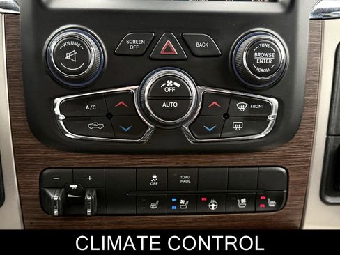 Used 2015 RAM 1500 Laramie w/ Convenience Group AWD/4WD image 21