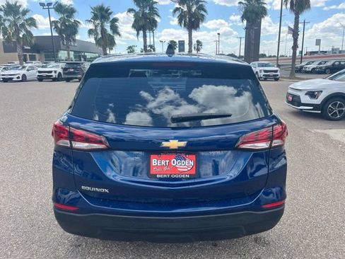 Used 2023 Chevrolet Equinox LS FWD image 5