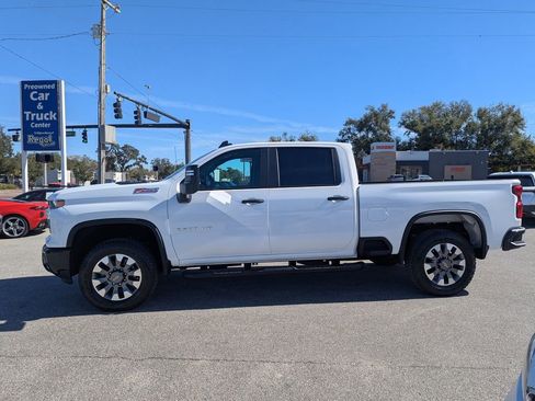 Certified 2025 Chevrolet Silverado 2500 Custom w/ Custom Value Package image 5