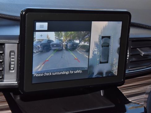 Used 2021 Ford Explorer Limited w/ Equipment Group 301A image 30