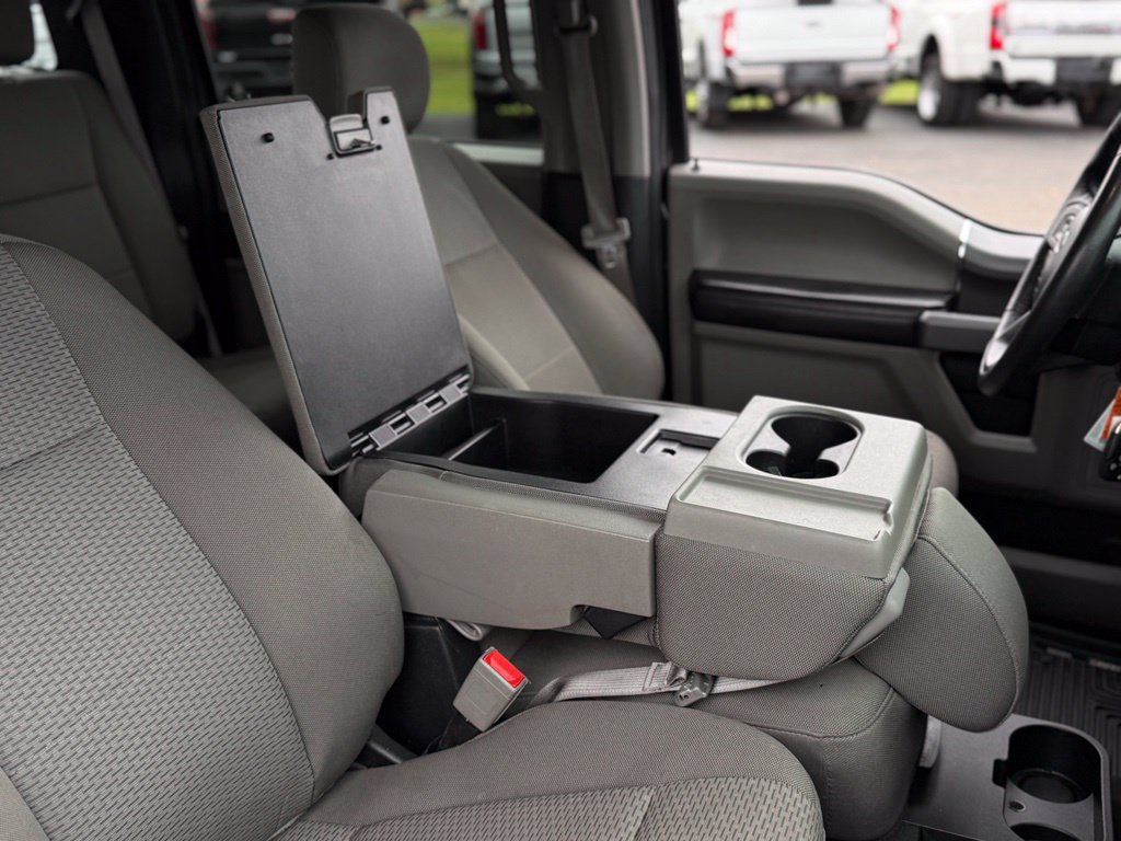 Used 2019 Ford F150 XLT w/ Equipment Group 302A Luxury AWD/4WD image 25