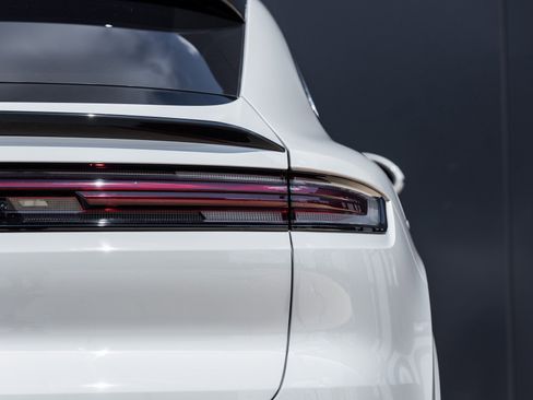 New 2026 Porsche Cayenne Turbo image 14