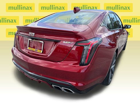 Used 2025 Cadillac CT5 V image 4