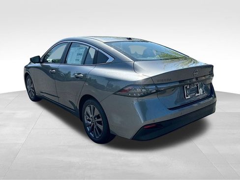 New 2026 Nissan Sentra SL FWD image 5