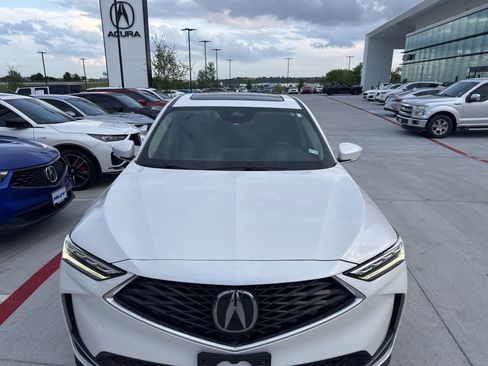 Used 2025 Acura MDX FWD image 3
