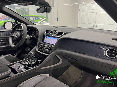 Used 2022 Bentley Bentayga Speed image 22