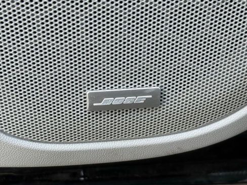 Used 2021 GMC Acadia SLT image 14