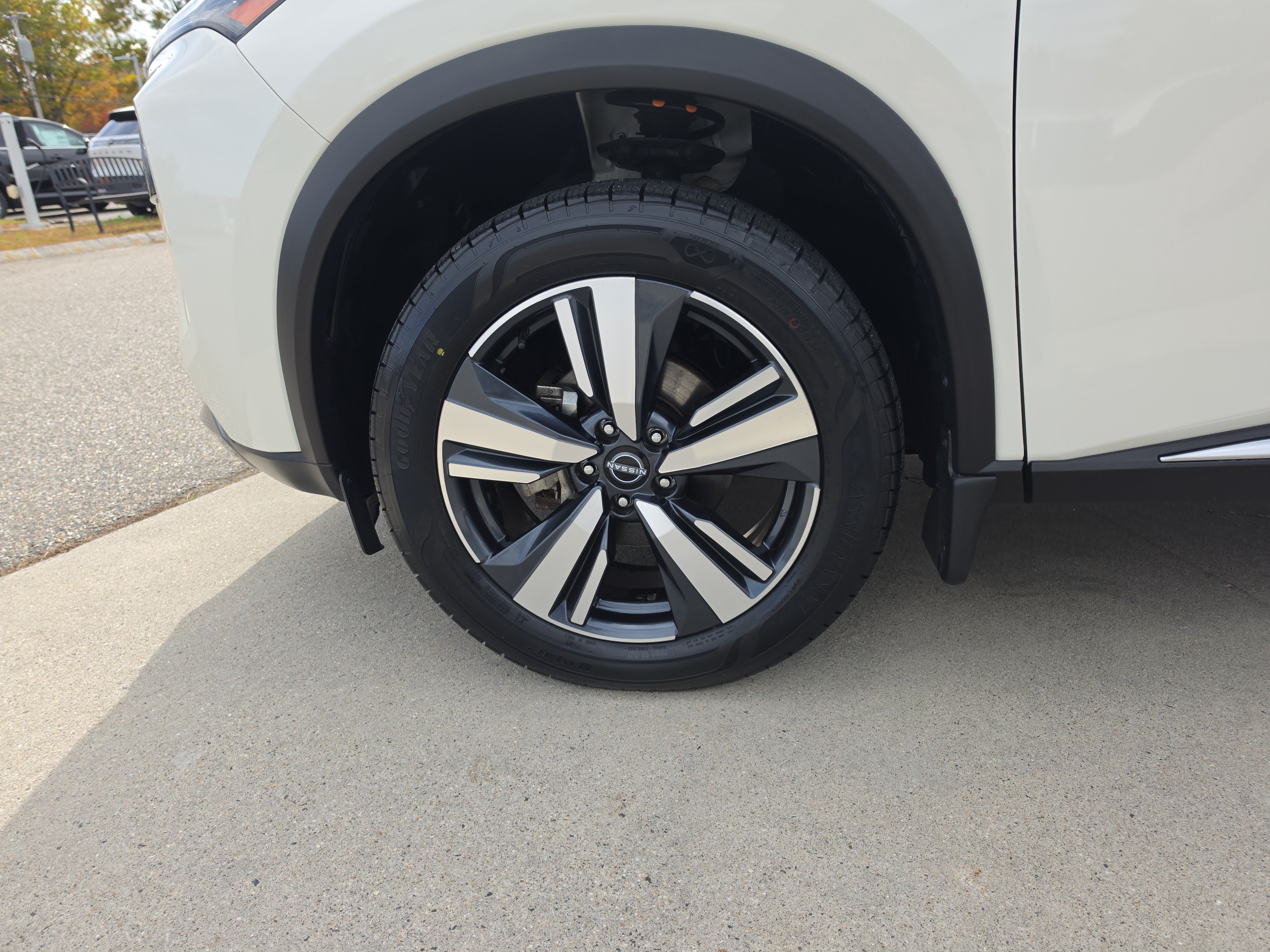 Certified 2023 Nissan Rogue SL AWD/4WD image 12