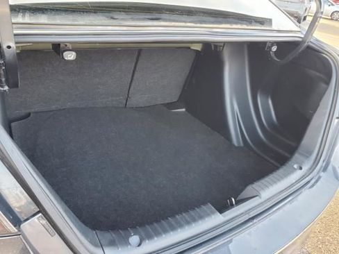 Used 2017 Toyota Yaris iA image 16