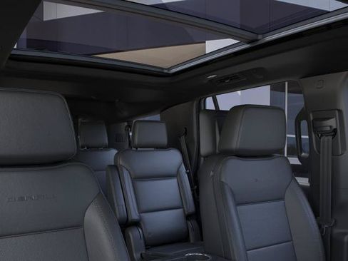 New 2026 GMC Yukon Denali w/ Denali Reserve Package AWD/4WD image 48