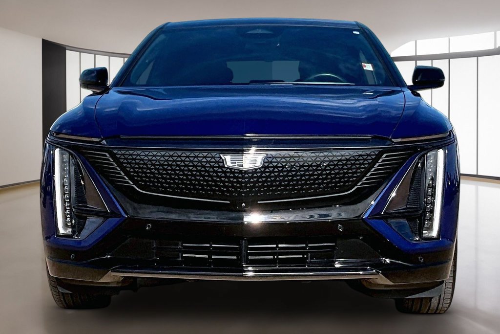 Used 2024 Cadillac Lyriq Sport w/ LPO, Floor Liner Package AWD/4WD image 3