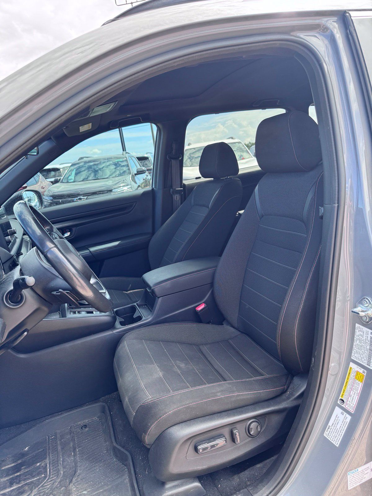 Used 2023 Honda CR-V Sport image 8