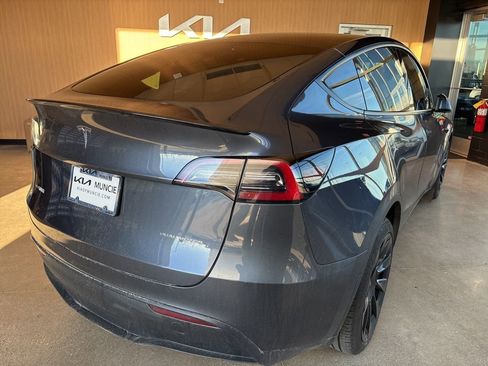 Used 2023 Tesla Model Y Long Range image 14