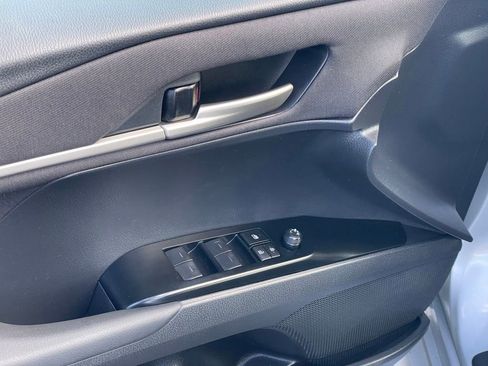 Used 2025 Toyota Camry LE image 13