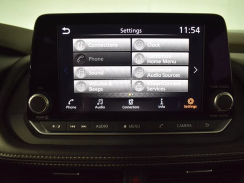 Used 2023 Nissan Rogue SV AWD/4WD image 21