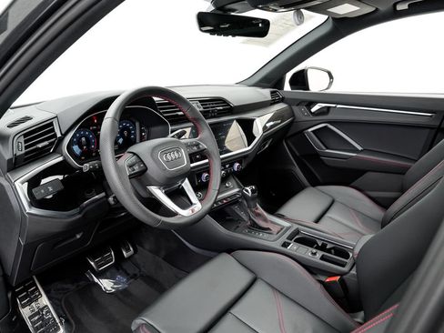 Certified 2025 Audi Q3 2.0T Premium Plus w/ Premium Plus Package AWD/4WD image 4