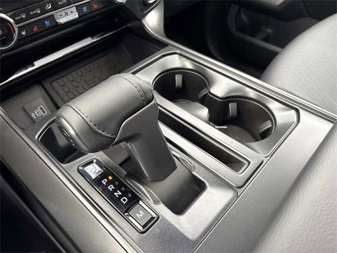 New 2025 Ford F150 Lariat w/ Equipment Group 502A High image 30