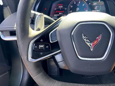 Used 2022 Chevrolet Corvette Stingray Preferred Conv w/ Z51 Performance Package RWD image 23
