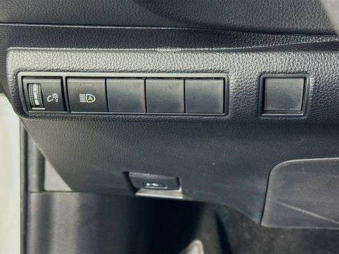 Certified 2022 Toyota Corolla LE w/ Carpet Mat Package (TMS) FWD image 11