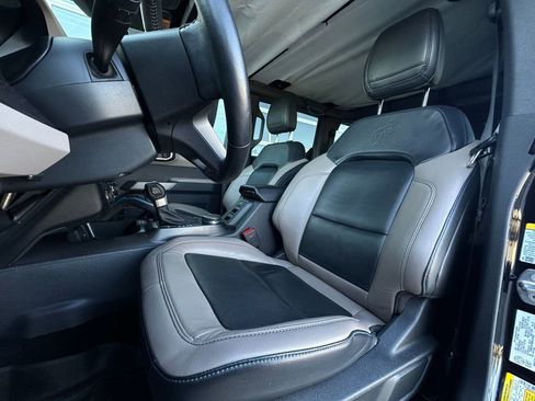 Used 2021 Ford Bronco Wildtrak image 5