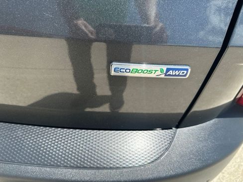Used 2020 Ford Escape Titanium AWD/4WD image 3