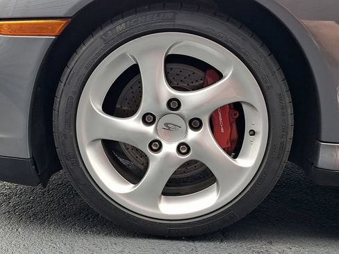 Used 2004 Porsche 911 Carrera 4S AWD/4WD image 15