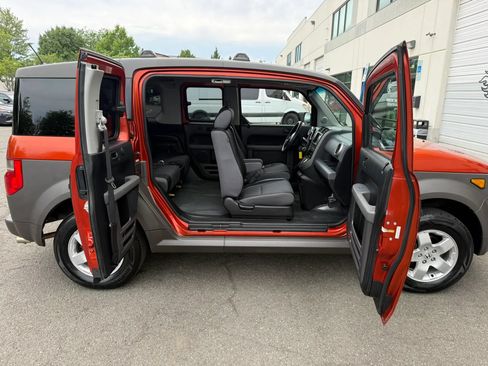 Used 2005 Honda Element EX image 22