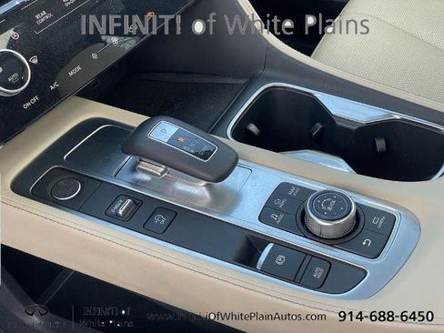 Certified 2025 INFINITI QX60 Luxe w/ Vision Package AWD/4WD image 24