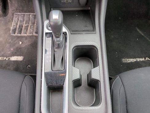Used 2023 Nissan Sentra SV image 15