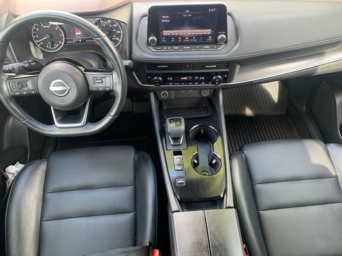 Used 2023 Nissan Rogue SV w/ SV Premium B Package image 15