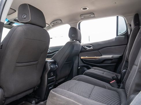 Used 2019 GMC Acadia SLE FWD image 18