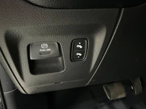 Used 2019 RAM 1500 Laramie w/ Bed Utility Group AWD/4WD image 25