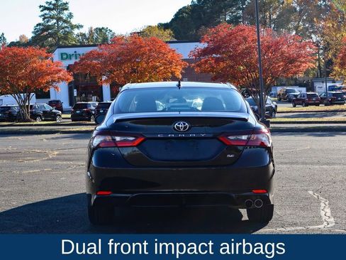 Used 2024 Toyota Camry SE image 6