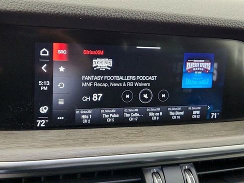 Used 2022 Alfa Romeo Stelvio Ti image 17