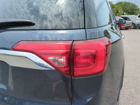 Used 2018 GMC Acadia Denali w/ Technology Package FWD image 8