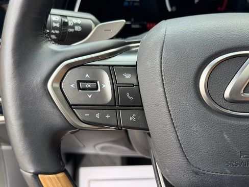 Used 2025 Lexus RX 350 Premium w/ Accessory Package (Z1) FWD image 24