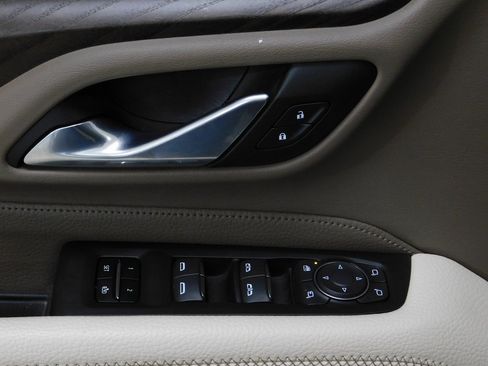 Used 2023 GMC Yukon Denali image 28