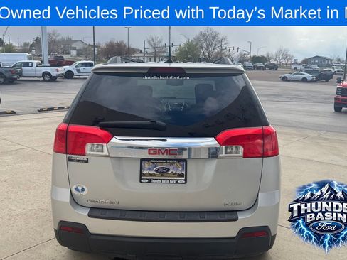 Used 2011 GMC Terrain SLT AWD/4WD image 4