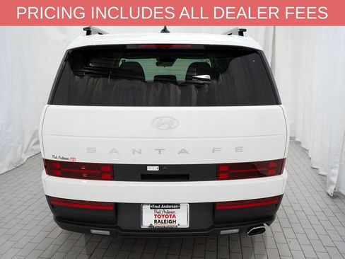 Used 2026 Hyundai Santa Fe SEL FWD image 4