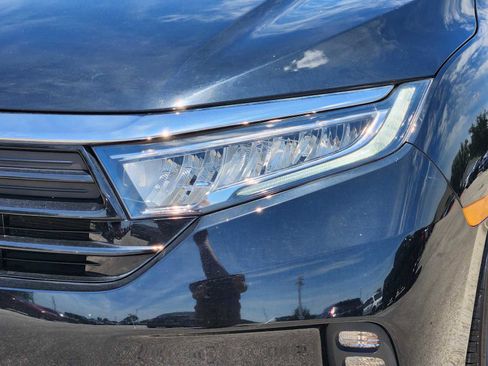 Certified 2024 Honda Odyssey EX-L image 7