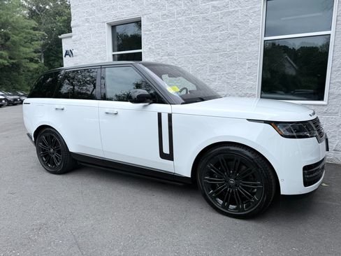 Used 2023 Land Rover Range Rover Autobiography AWD/4WD image 32