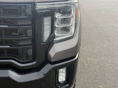 Used 2020 GMC Sierra 2500 AT4 w/ AT4 Premium Package image 10
