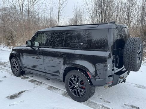 Used 2023 Land Rover Defender 110 X image 7