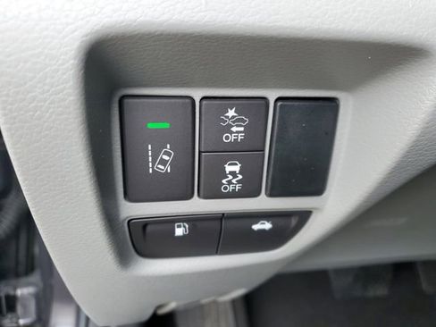 Used 2020 Acura TLX image 24