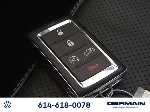 Used 2023 Jeep Grand Cherokee Overland AWD/4WD image 38