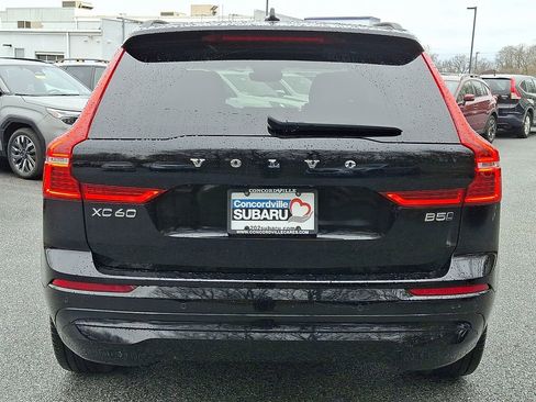 Used 2023 Volvo XC60 B5 Core w/ Climate Package image 5